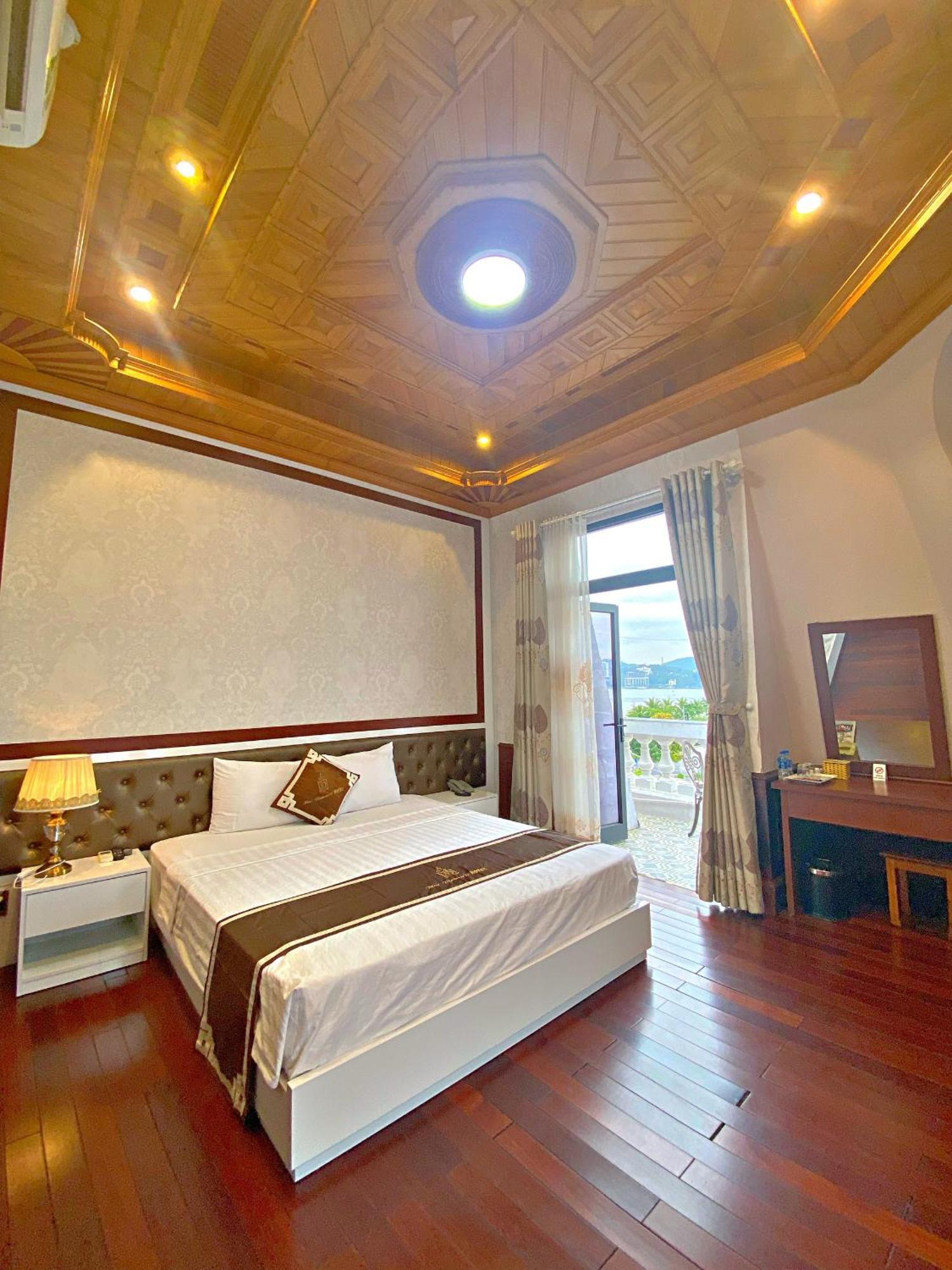 Blue Diamond Hotel Ha Long Exterior photo